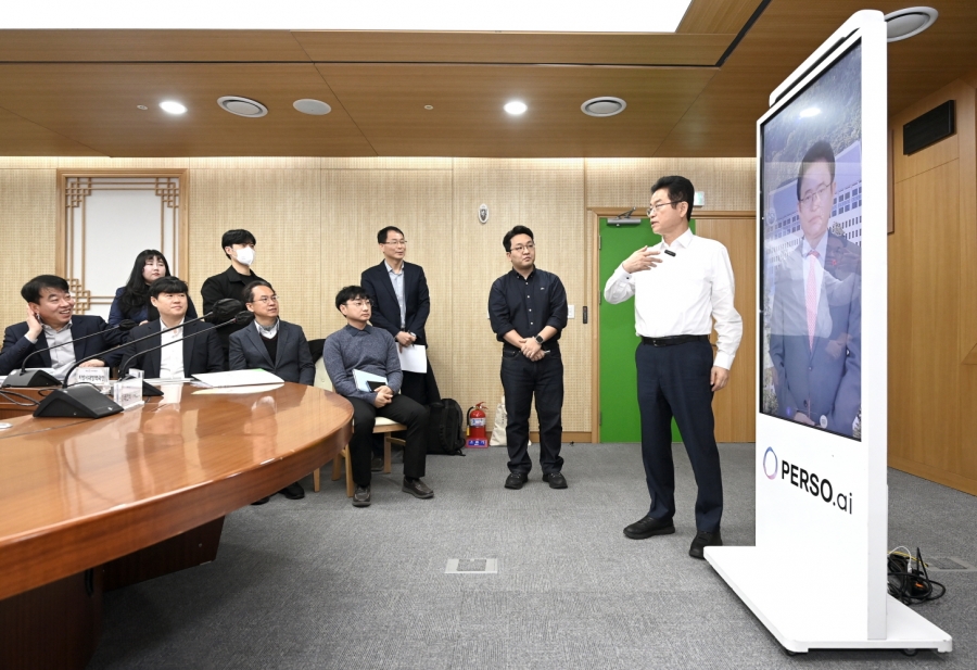 경북도, APEC 2025 SOM1에 배치될 AI_기기 시연회.jpg