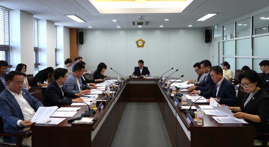 영천시의회, 6월 전체 의원 정...