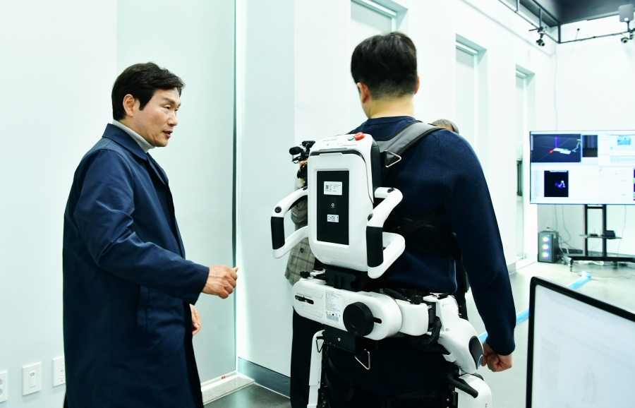 조현일 경산시장.jpg